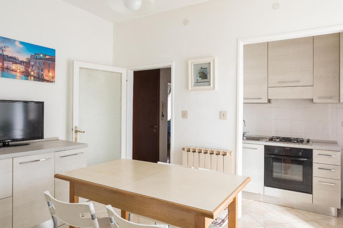 Nice Cozy Apartment In The Mainland Of Venice Mestre Exterior foto